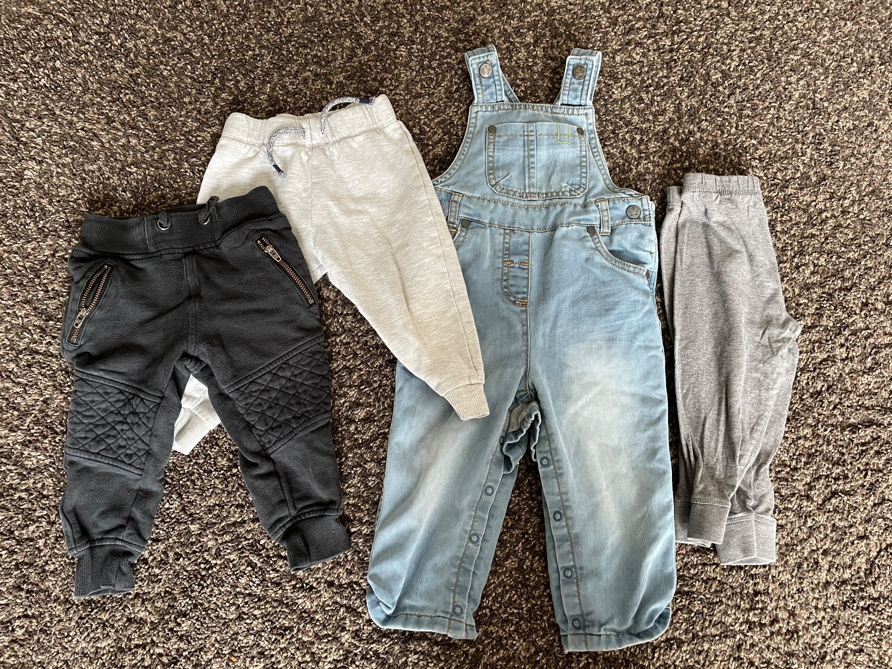 Ensembles coordonnés: Kleiderpaket Junge 86-92 – D'occasion à Kloten par schunksz 1