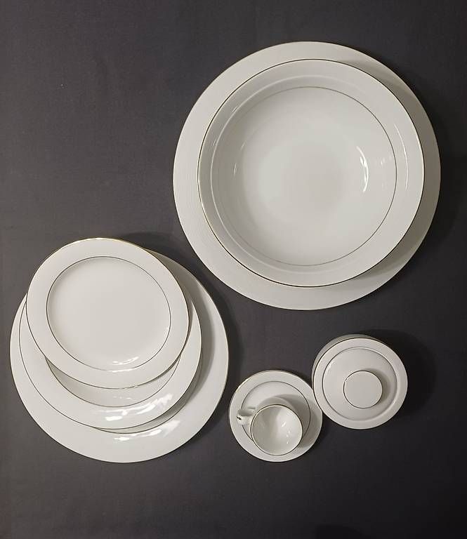 Set di piatti: Zeitloses  TOGNANA  32 teiliges  – Usato da Zürich venduto da roman87788 1