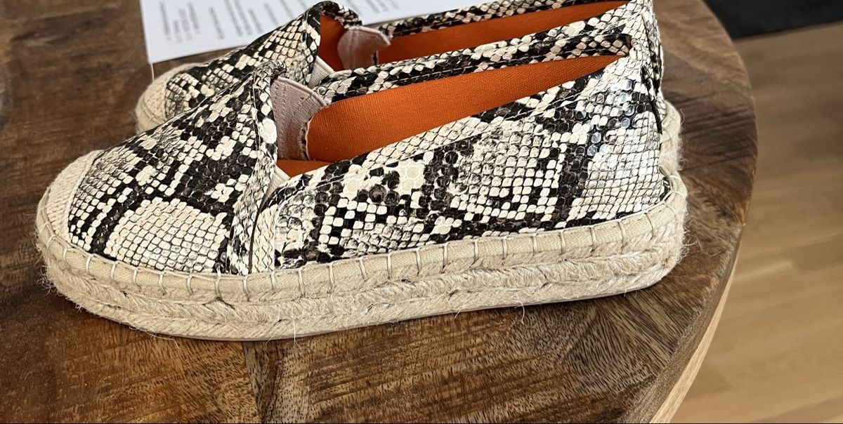Chaussures filles: Schuhe Mädchen Espadrilles Schlangenmuster – D'occasion à Fahrwangen par vitorio01 1