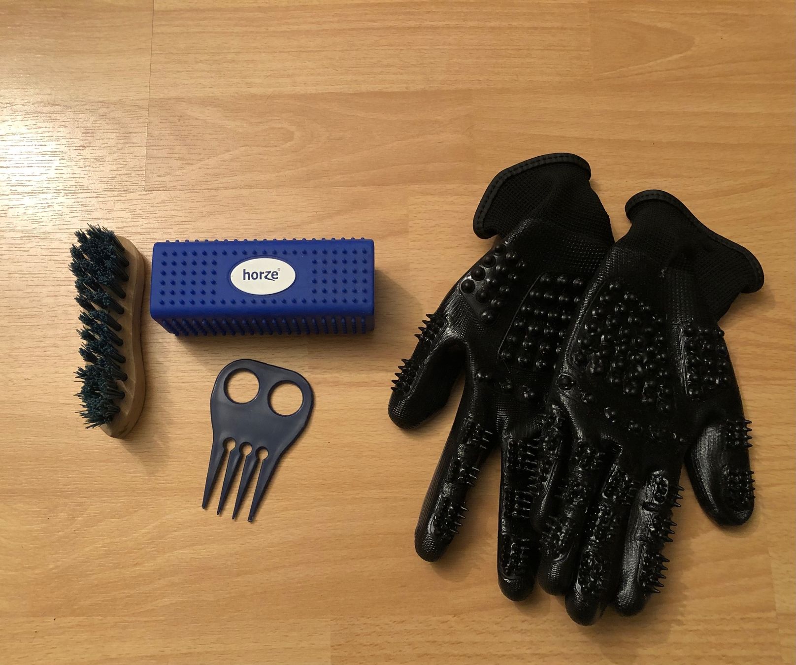 Altro per la casa: Pferdeputzset – Nuovo e nell'imballaggio originale da Embrach venduto da Debby_1986 1