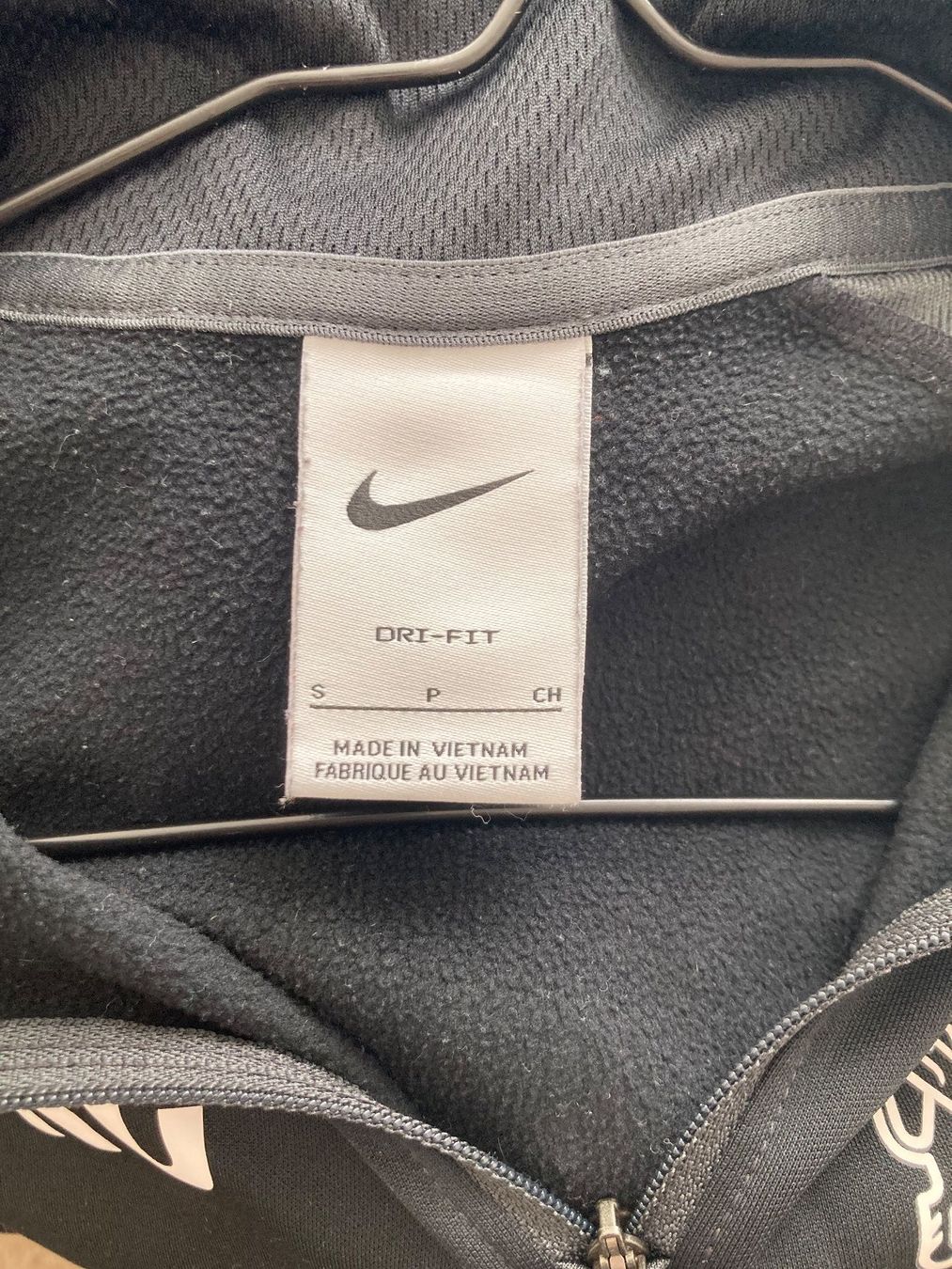 Nike Canottiere & Pantaloni: FCZ Trainerjacke – Usato da Zürich venduto da vesieber 1