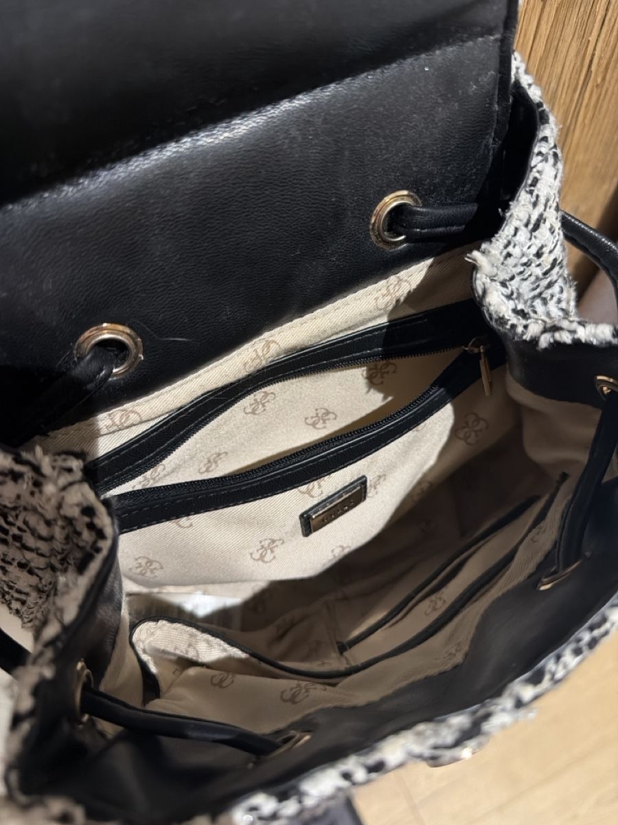 Guess Borse da donna: Sac GUESS – Nuovo (secondo la descrizione) da Crans-Montana venduto da cut_b2qt 1