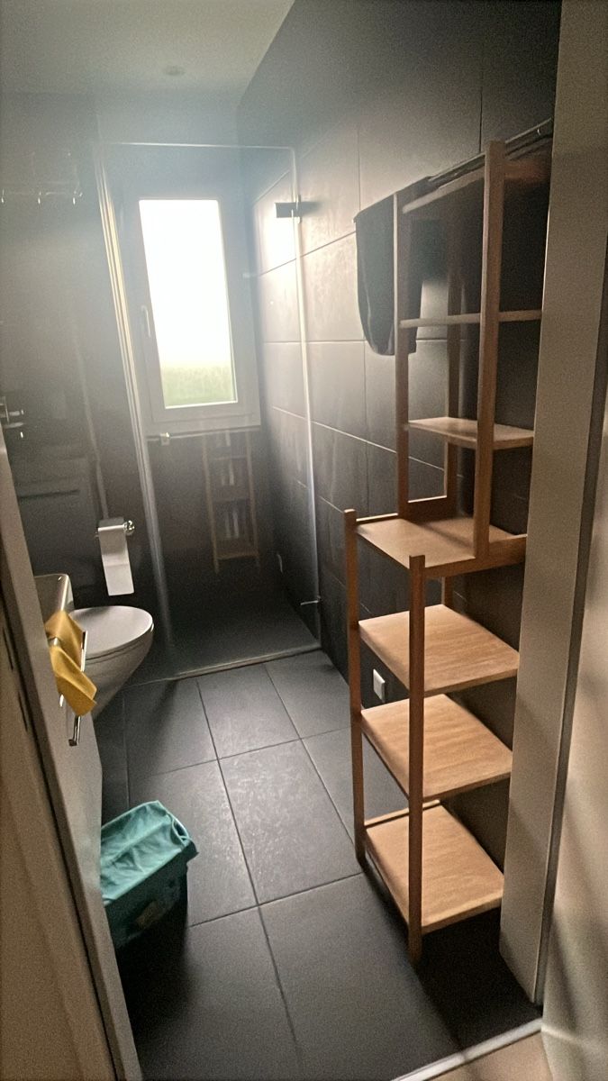 Étagères: Holzgestell Badezimmer – D'occasion à Horgen par ger_d9cs