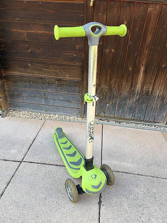 Kickboard: Kinder Trottinette  – Usato da Heimberg venduto da Turbohebu