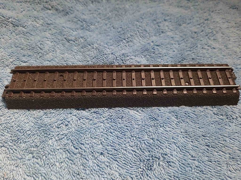 Märklin Modellini di ferrovie: Märkiln C Gleis – Usato da Niederglatt ZH venduto da Riedo19