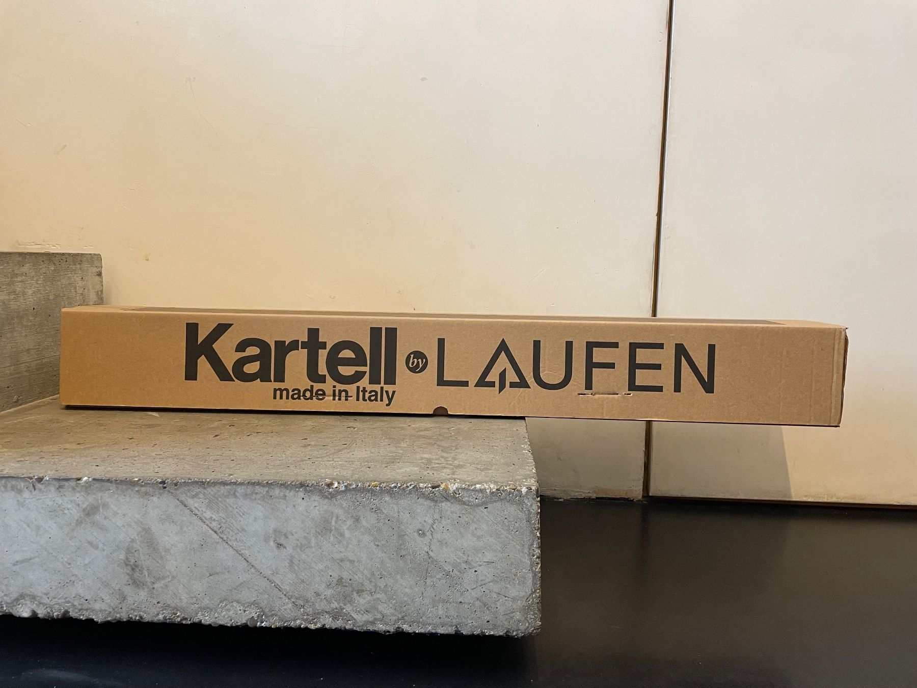 Lampade: LAUFEN KARTELL Hängeleuchte 'Rifly' – Nuovo e nell'imballaggio originale da Herrenschwanden venduto da alyvdi