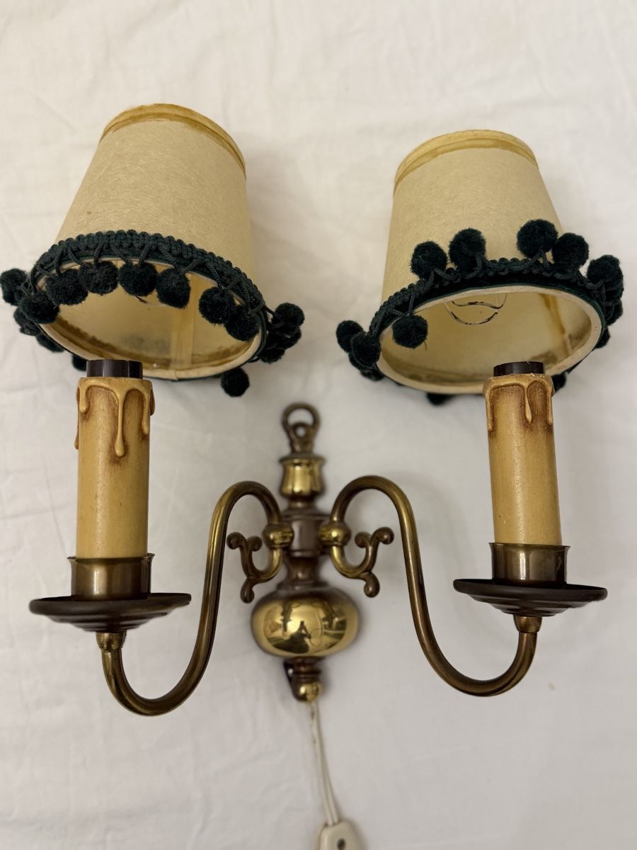 Lampade: Vintage Double Wall Sconce Light Fixture – Usato da Winterthur venduto da adriana_1000 1