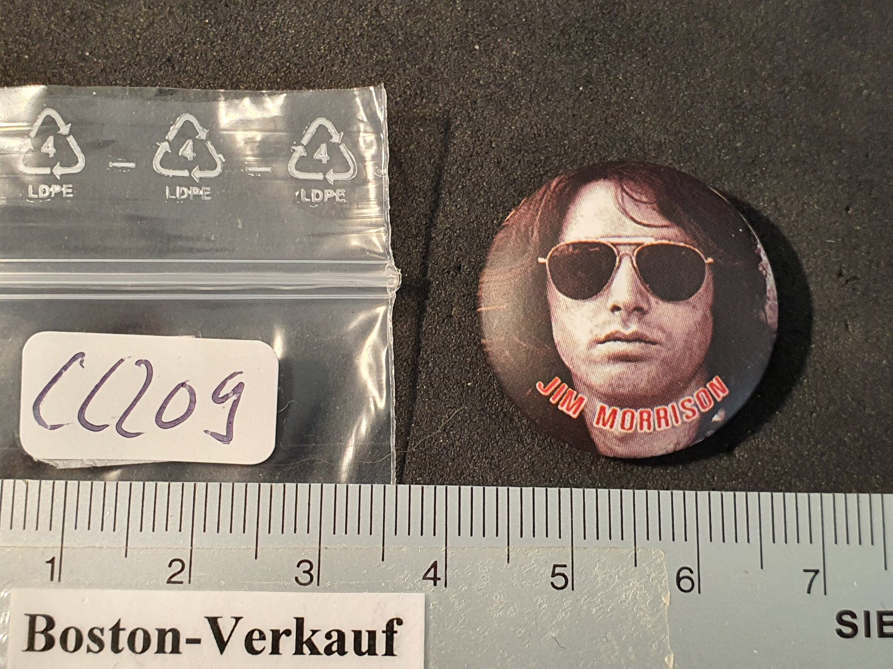 Placchette & Badge: CC209 - Pin /Button - Musik - THE DOORS / Jim Morrison – Usato da Reinach BL venduto da Boston-Verkauf