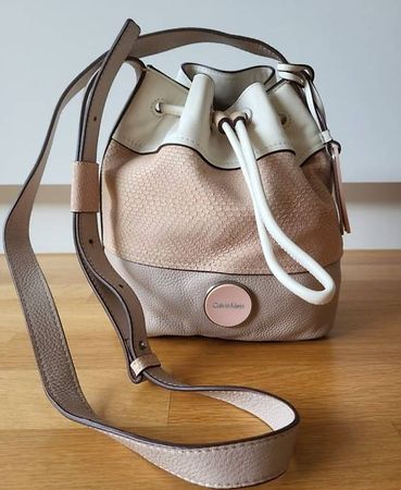 Calvin Klein Beuteltasche
