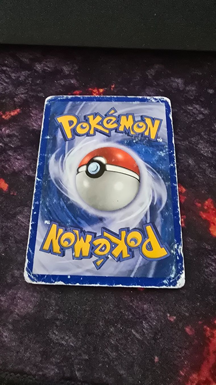 Pokémon Carte collezionabili: Pokemon Jolteon Skyridge E-Series – Usato da Dietikon venduto da Jujuba 1