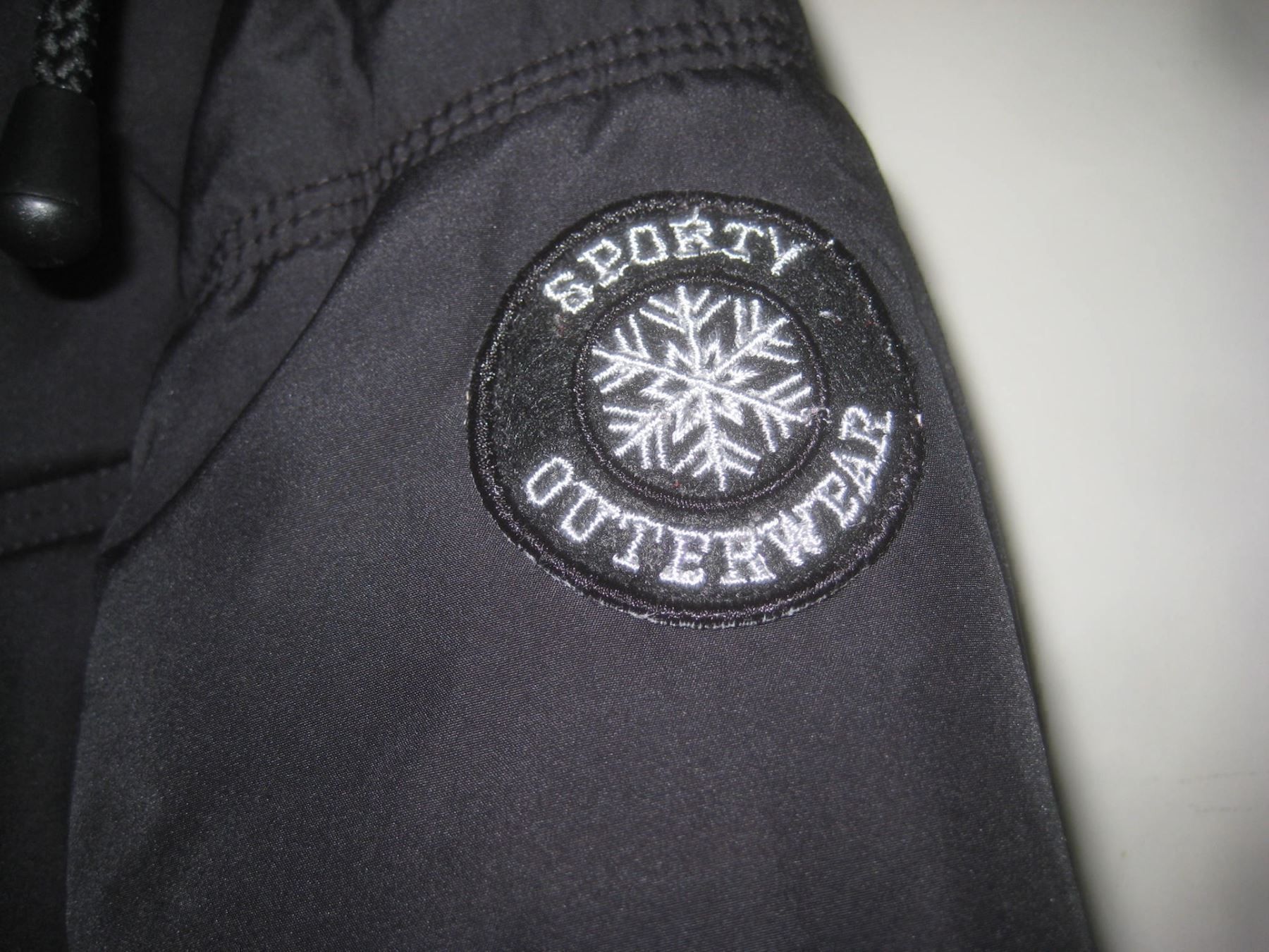 Chicco Giacche: DAMEN  JACKE  MIT  KUNST PELZ – Usato da Uster venduto da flocke1 2