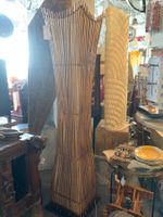 Afrikanische Holz Stehlampe | LIQUIDATIONSVERKAUF