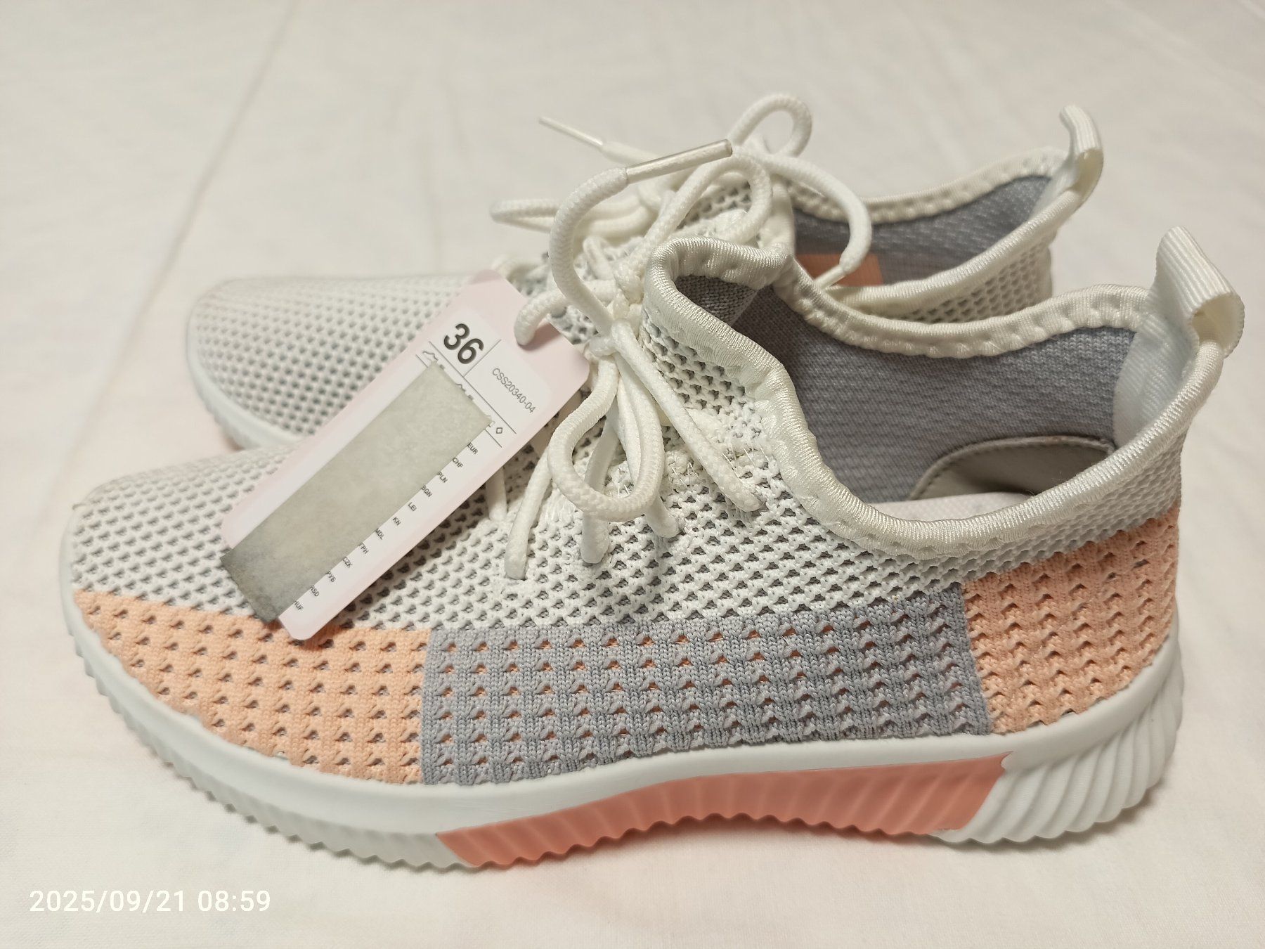 Scarpe da donna: DeeZee sneakers – Nuovo (secondo la descrizione) da Zürich venduto da tac_58l2 2