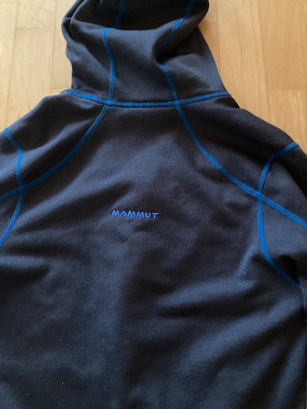 Mammut Jacken: Mammut Faserpelzjacke S – Gebraucht aus Eggiwil von onedollar02 4