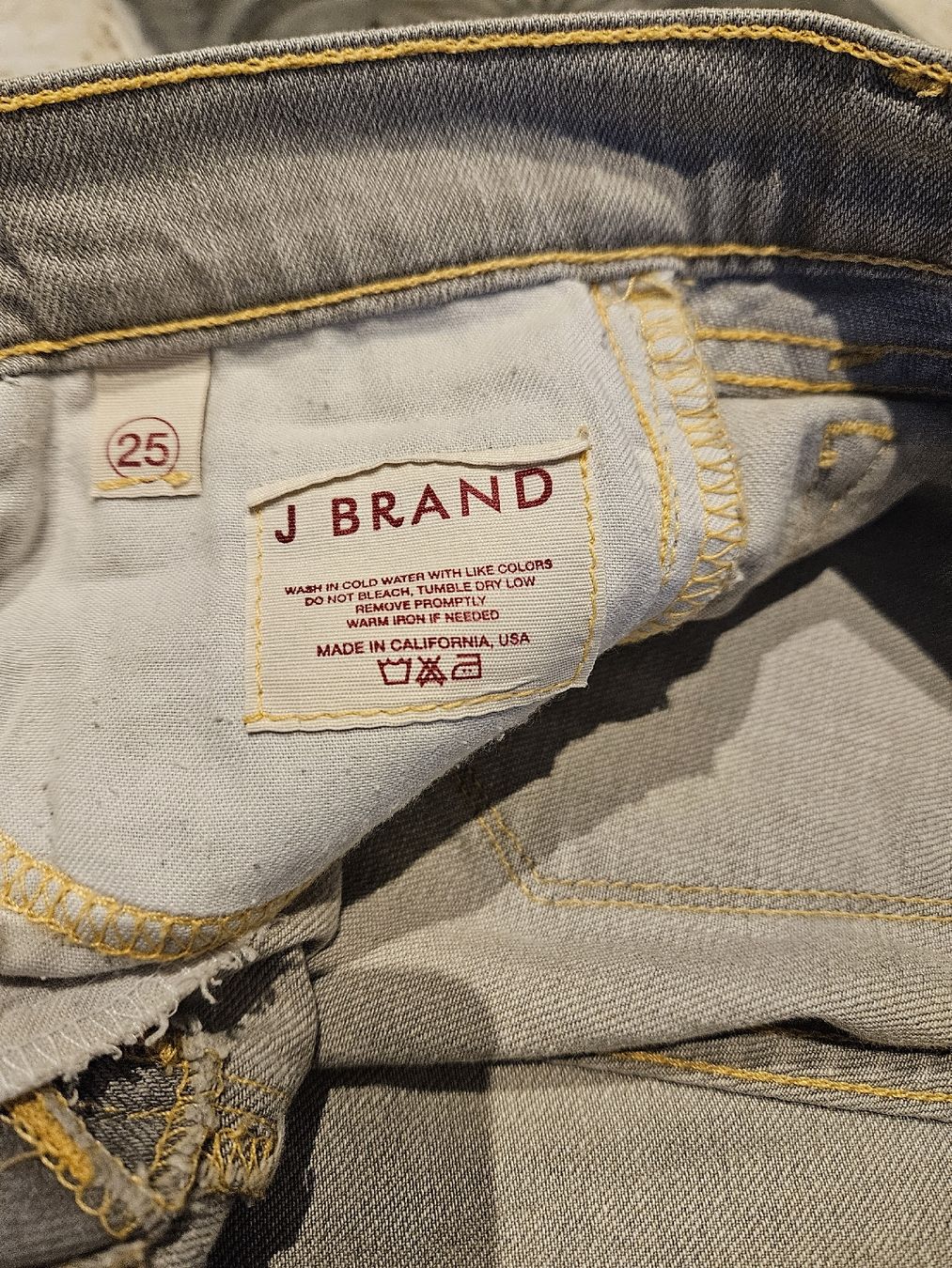 Jeans: Damenhose, J. Brand – Usato da Plasselb venduto da Mabischer 3
