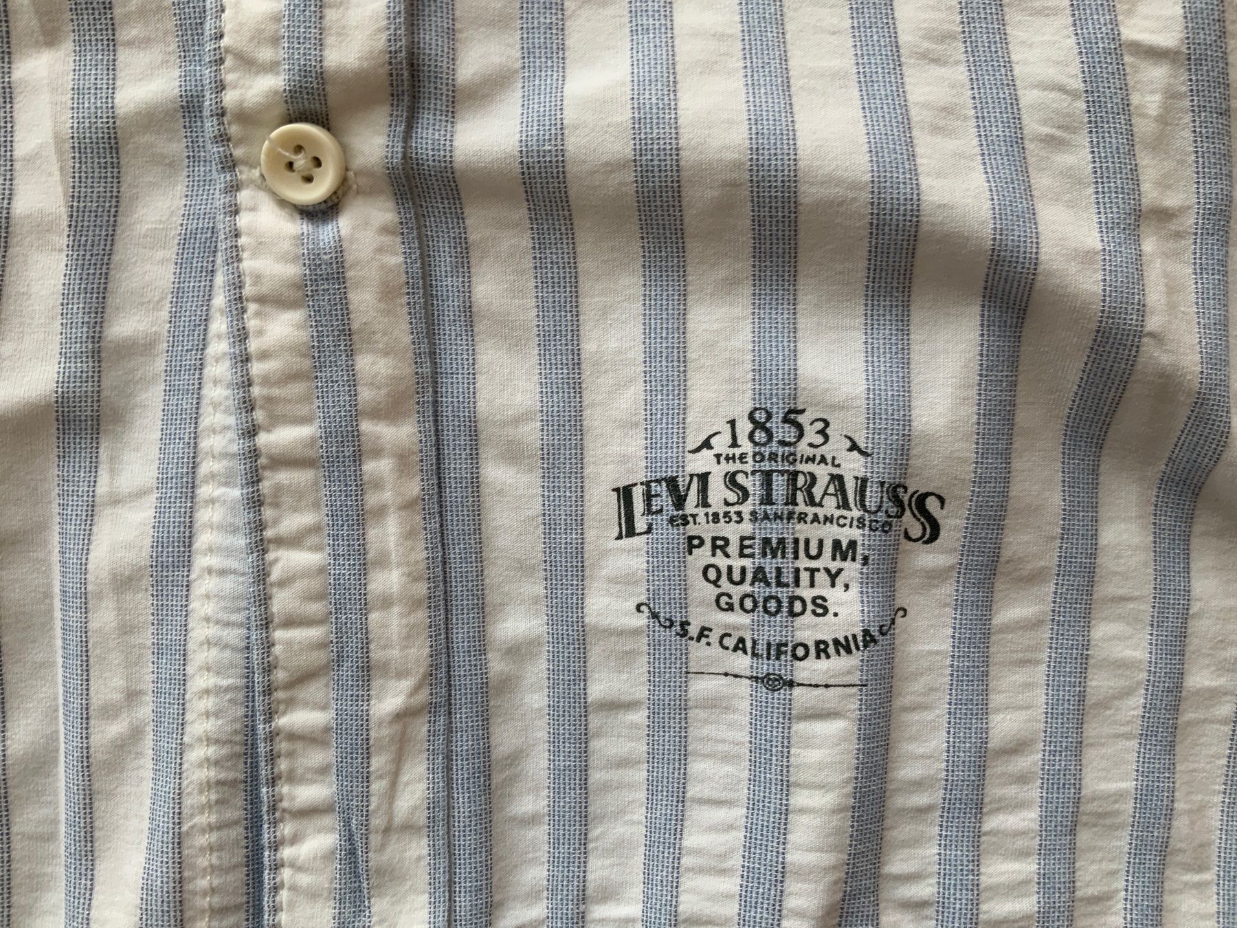 Levi's Hemden: Levi Strauss Herren Hemd L – Gebraucht aus Buchs SG von Sunie 3