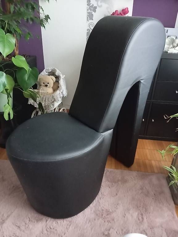 Chaises: Highheelstuhl – D'occasion à Stallikon par Sweetie_1