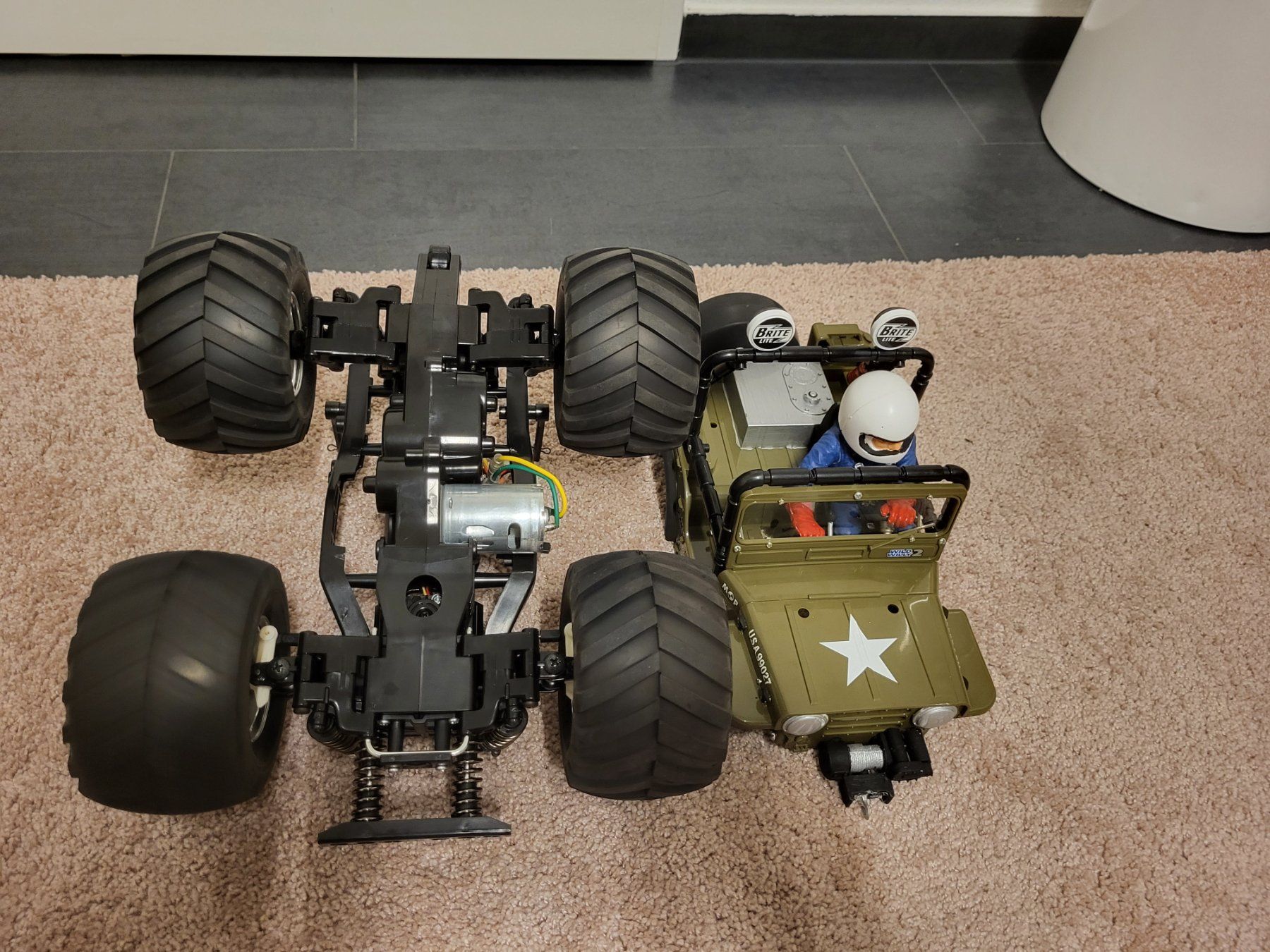 Tamiya RC Modellbau: Tamiya Wild Willy – Gebraucht aus Islikon von  7