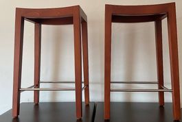 Tabouret en bois / la pièce