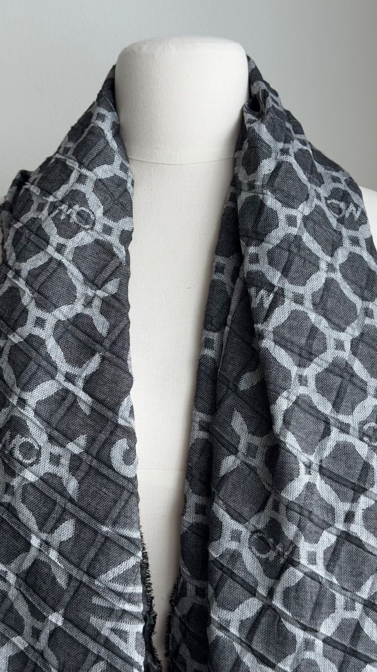 Marc Cain Foulards & écharpes: Schal – Neuf (Voir description) à Mörschwil par Mirka019