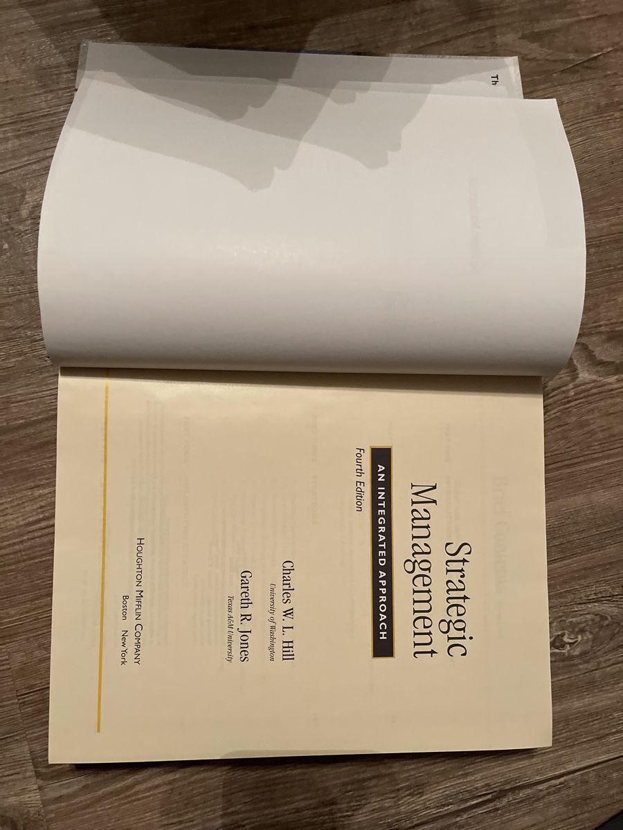 Libri: Strategic Management Book - 4th Edition - Hill, Jones – Usato da Vallamand venduto da eli_tk9d 2