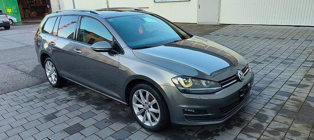 Automobili: VW Golf VII Variant 4Motion 2.0 TDI – Usato da Sins venduto da Tennis-Service-Sins 1