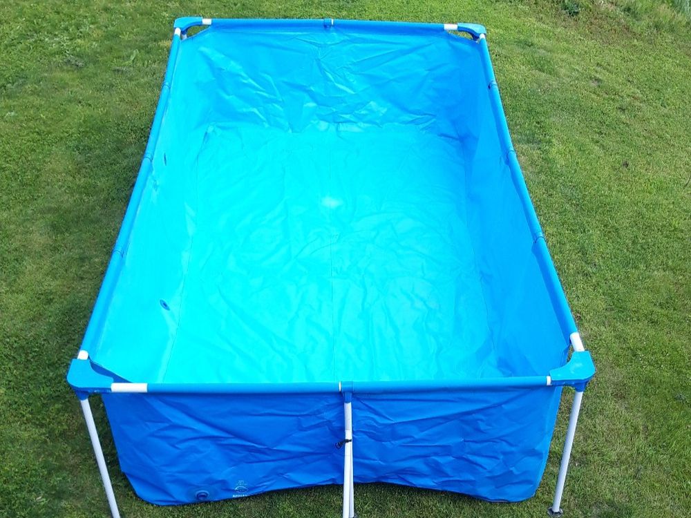 Aussen Pool mit robuster Plache (Gebraucht) in Hubersdorf für CHF 22 ...