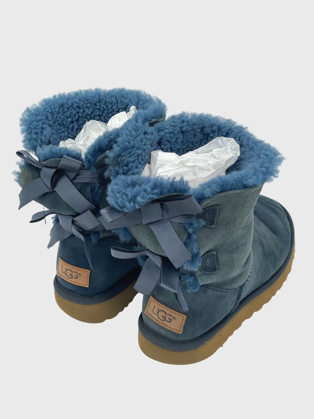 Ugg Chaussures femmes: UGG Bailey Bow II Ankle Boot EU 36 Blau – D'occasion à Zürich par shoe_shop 3