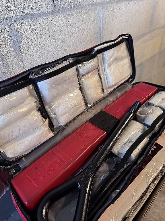 Kit di pronto soccorso: Kit urgence tesla – Nuovo e nell'imballaggio originale da La Sagne NE venduto da Veraroby17 1