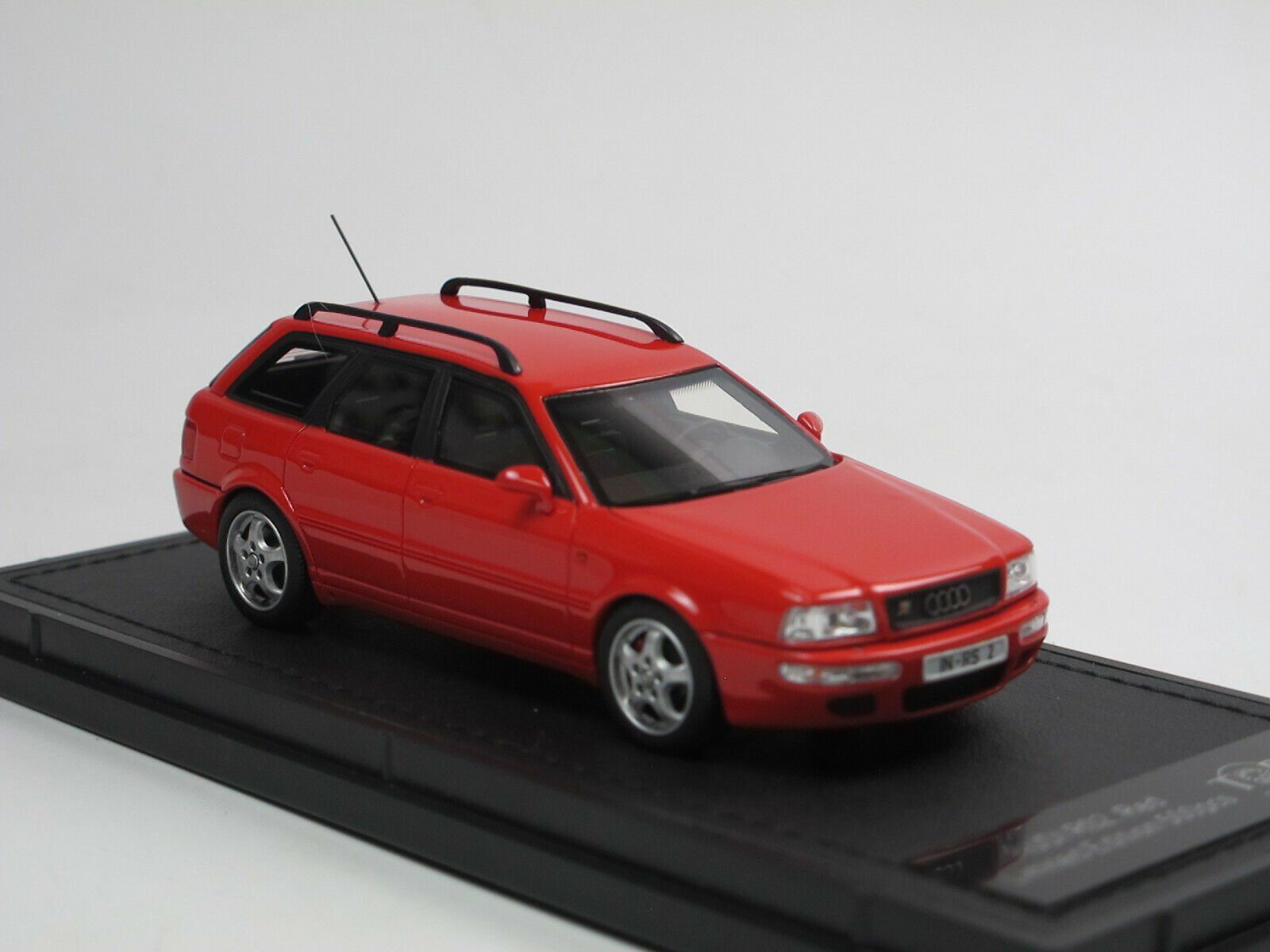 Audi Modellautos: Audi RS2 Avant 1994-1996 rot      1:43 von TopMarques – Neu und originalverpackt aus Gerlafingen von espero88 3