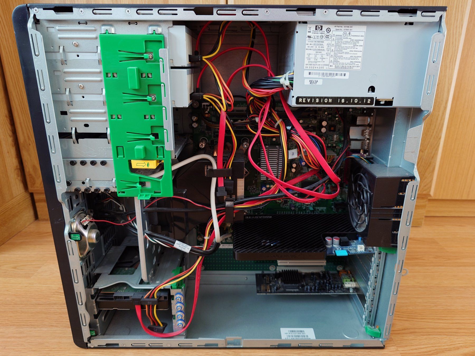 Hewlett Packard PC: HP® PC: Windows XP Professional (Service Pack 3) & 18 Games – Usato da Kaiserstuhl AG venduto da R.D.94 6
