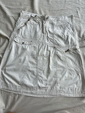  Cecil  Rock, beige Grösse 31 guter Zustand