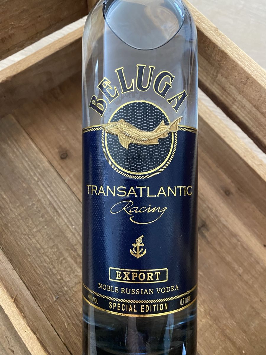 Spirituosen: Vodka Beluga, 2 Flaschen, ungeöffnet  – Neu (gemäss Beschreibung) aus Murten von Defender10 2