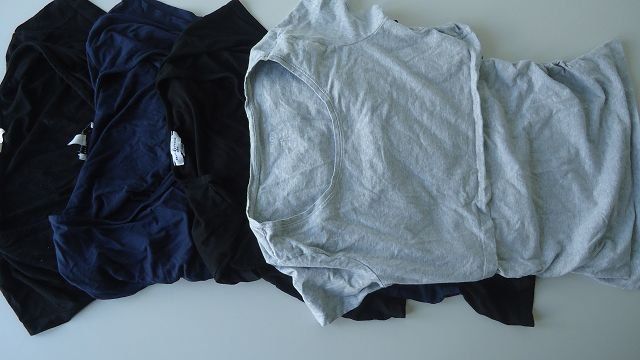 Lotti di vestiti: Damen Umstands-Oberteile 4er Set Grösse 36/38 – Usato da Ergisch venduto da Haemmerli59