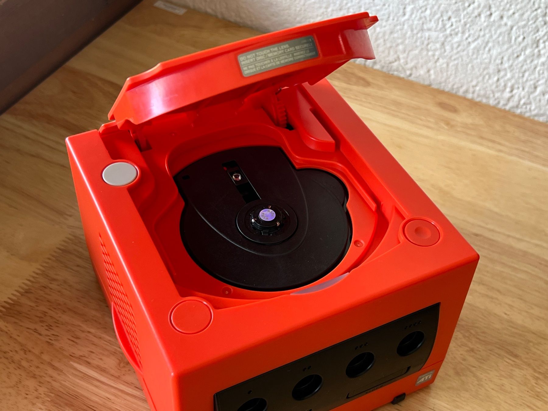 Nintendo Console: Nintendo Gamecube Custom Warm Red – Usato da Uttigen venduto da sonorsonic 5