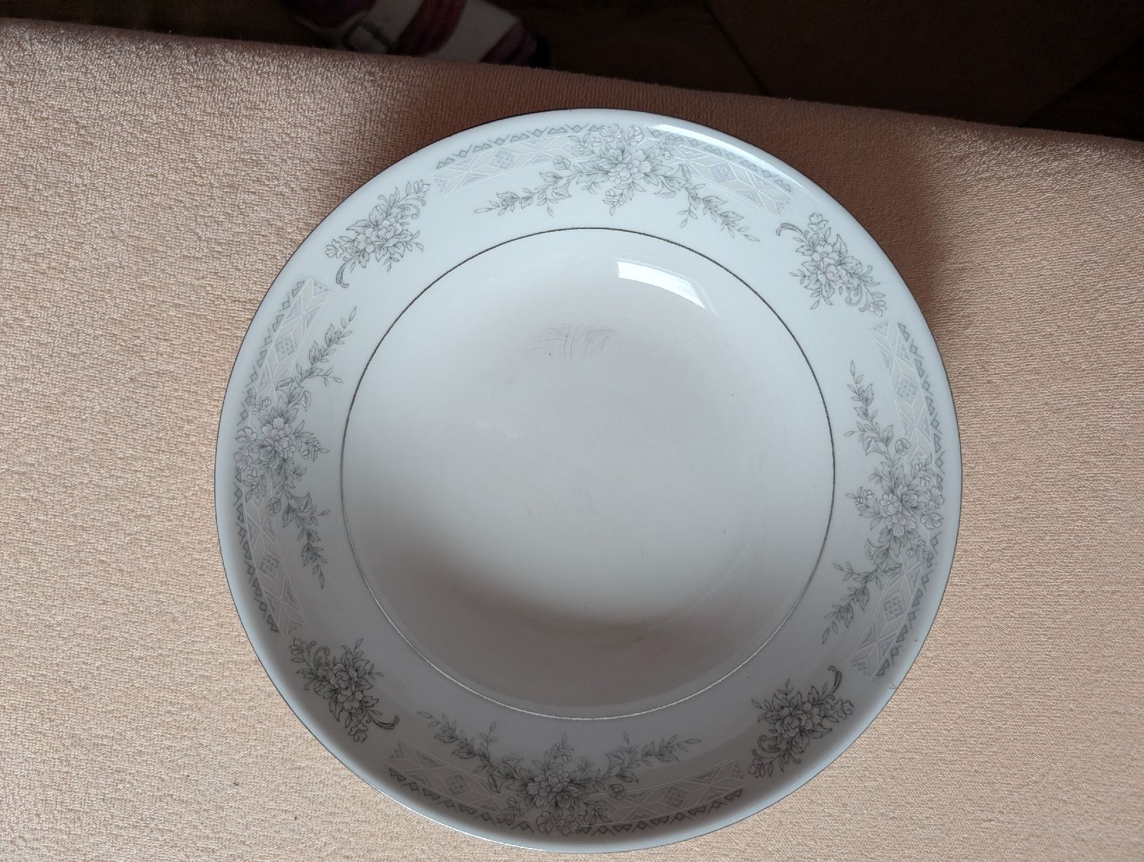 Set di piatti: Geschirrteile China Pearl – Usato da Au SG venduto da Kaa22 4