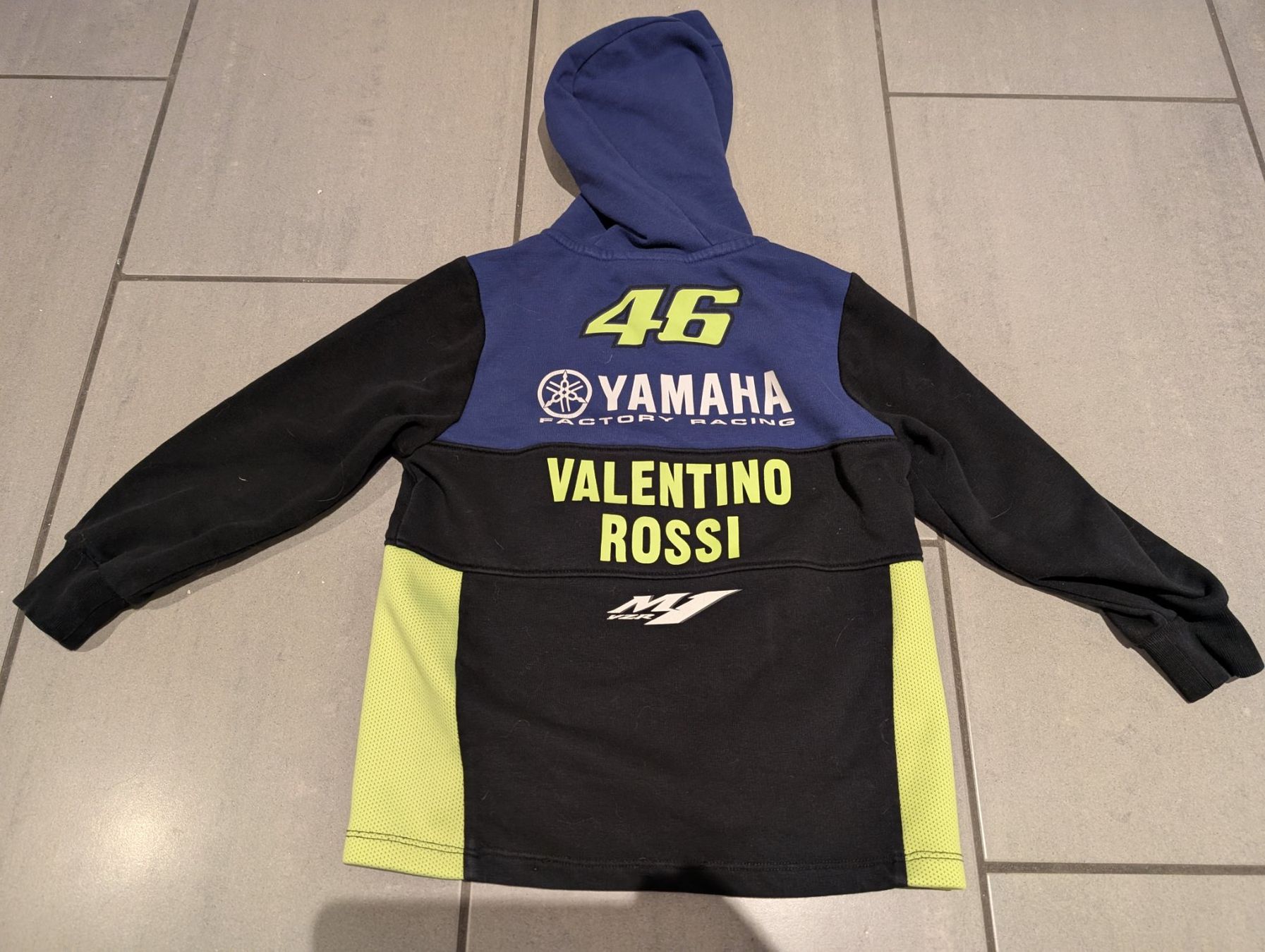 Pulls et sweat-shirts: *** Yamaha "Valentino Rossi 46" Pullover *** – D'occasion à Wollerau par R3D3X3 1