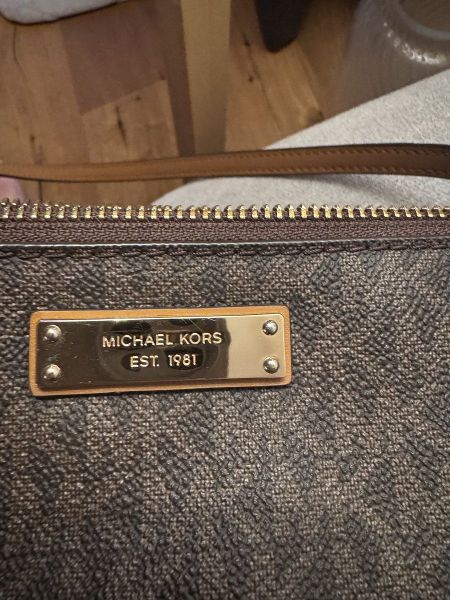 Michael Kors Borse da donna: Michael Kors Umhängetasche – Usato da Meiringen venduto da giu_qkv2 3