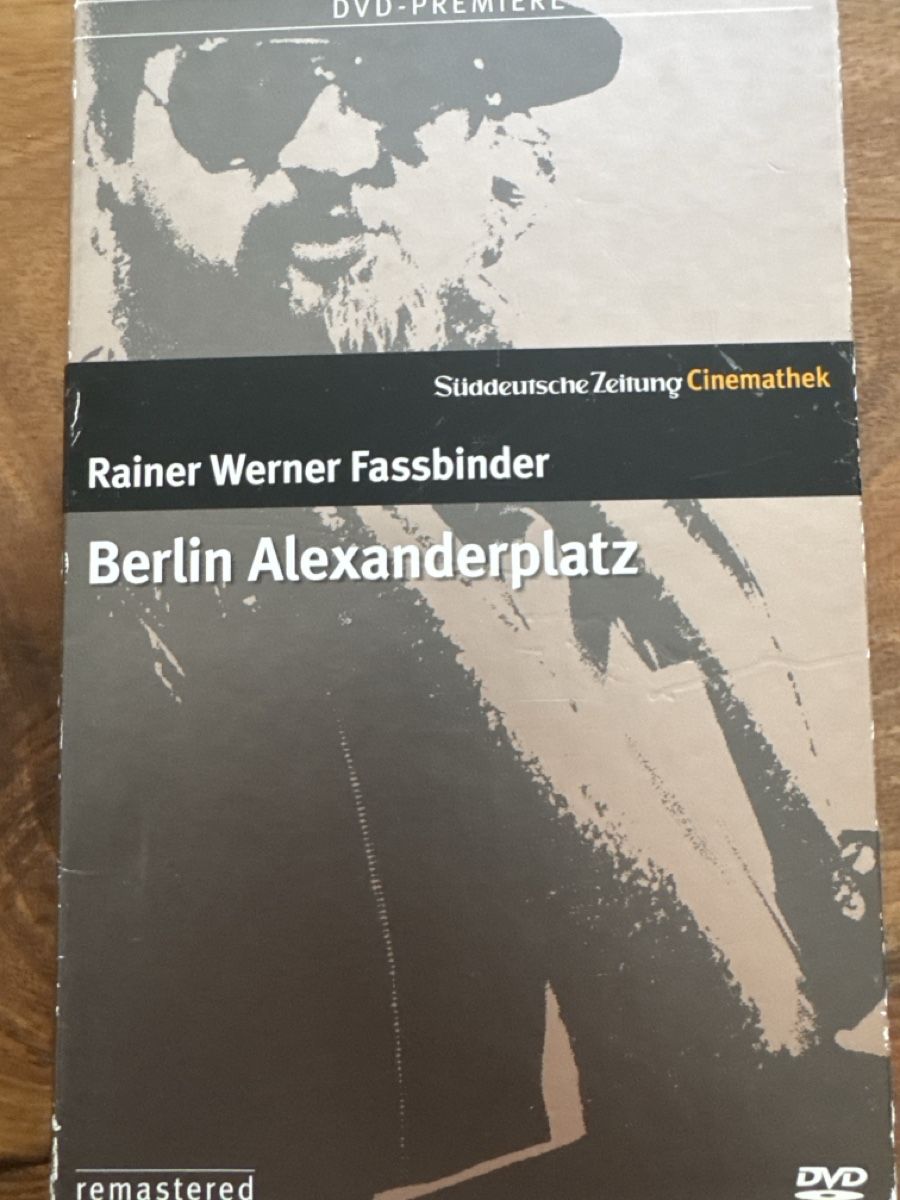 Tutti i DVDs: Rainer Werner Fassbinder Berlin Alexanderplatz DVD Boxset re – Usato da Solothurn venduto da Alex702