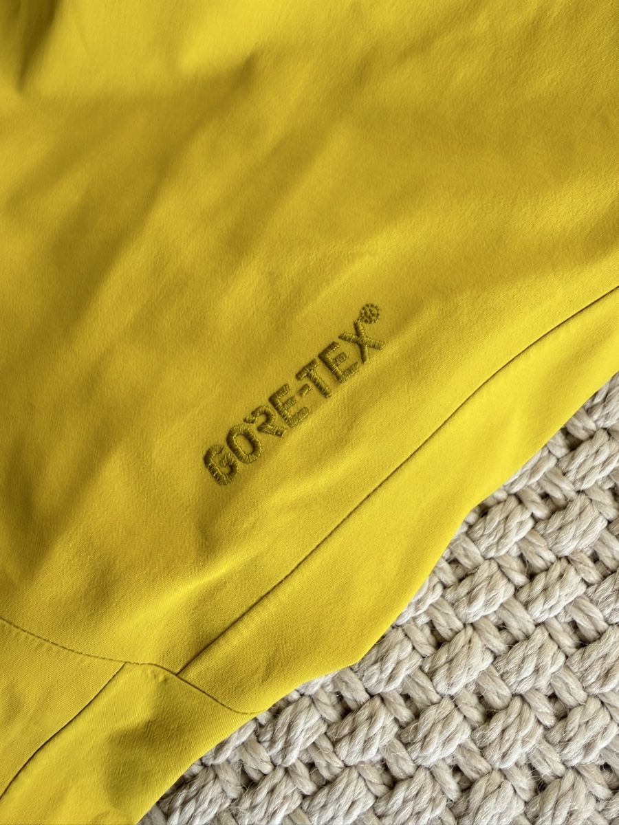 Arcteryx Giacche: Arc’teryx Sabre Gore-Tex Lampyre jacket – Usato da Zürich venduto da yoyo0013 8