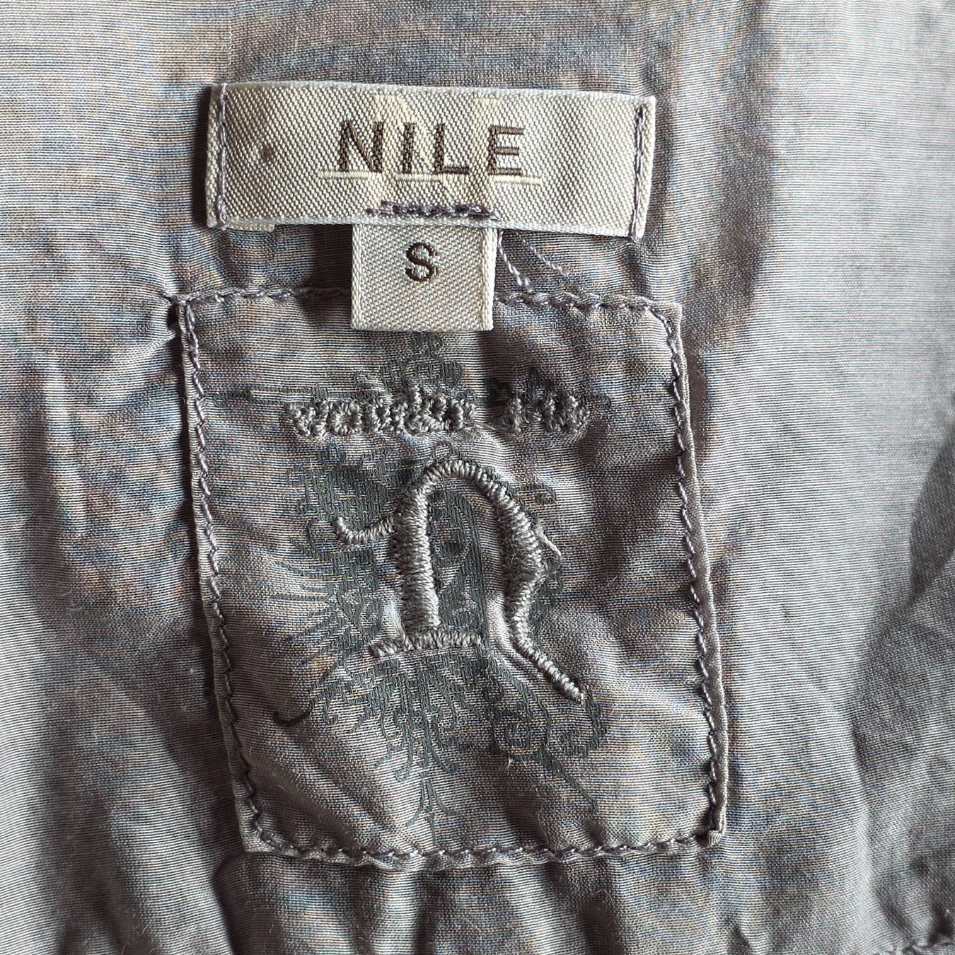 Nile Camicette: 🐸NILE BLUSE 100% SEIDE S HELLES SCHLAMM – Usato da Môtier (Vully) venduto da Frogs 7