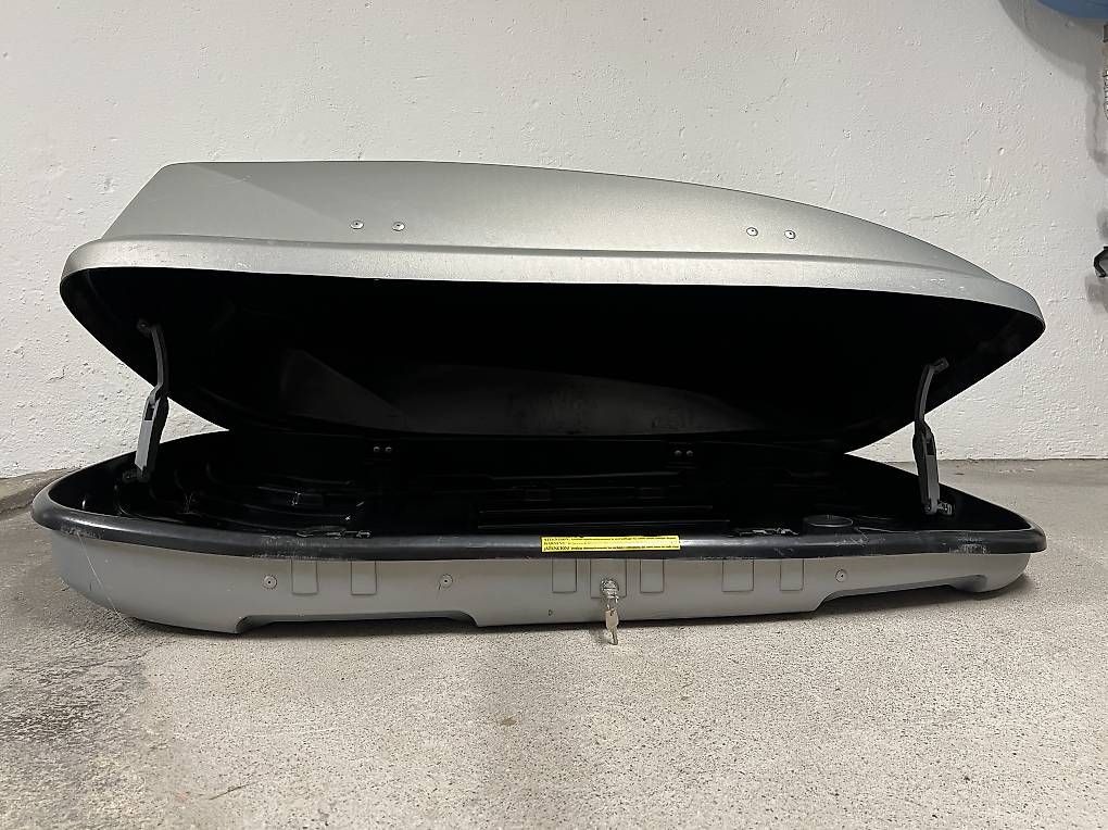Dachboxen: Dachbox grau, abschliessbar, viel Stauraum – Gebraucht aus Zürich von benofer
