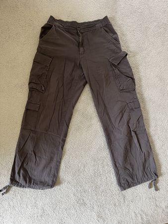 Graue Cargohose