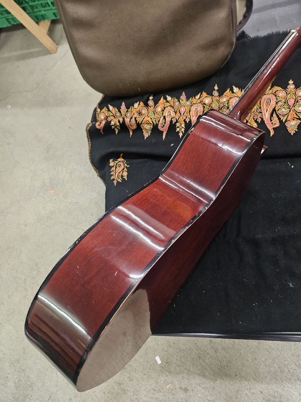 Strumenti musicali: Gitarre Winner Model No. 1040 mit Tasche – Usato da St. Gallen venduto da Cocos_Ricardo 6
