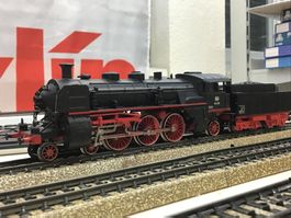 Märklin H0 Dampflokomotive BR 18 478 - Top Zustand!
