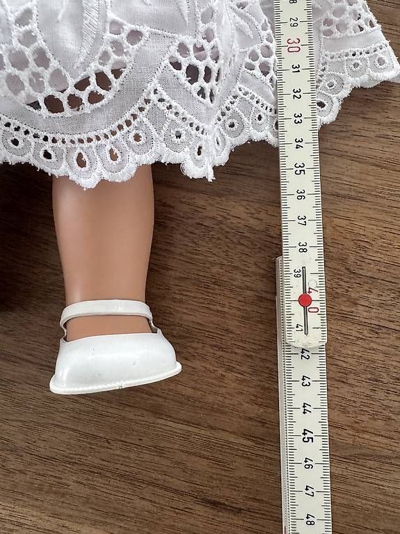 Puppen: Puppe mit Kleider – Gebraucht aus Rothrist von fiore09 1