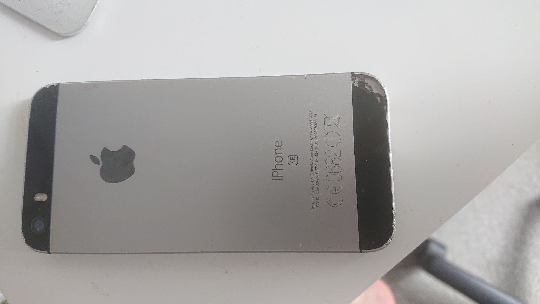 Apple Portables: iPhone SE Defekt – Défectueux à Flawil par rcnkr 4