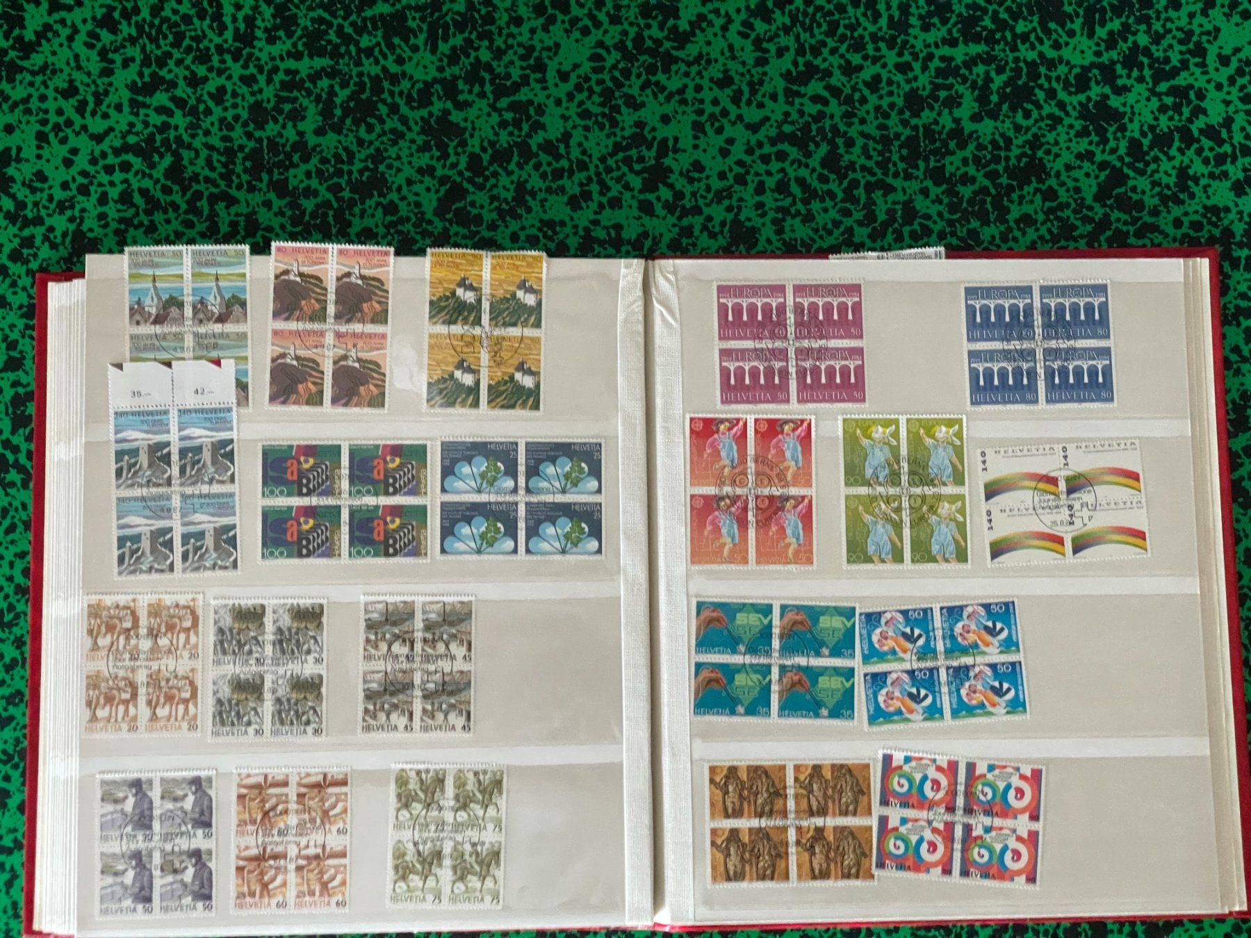 Tous les timbres: Viererblöcke 270 Stück – Neuf (Voir description) à Menzingen par Wlukas 9