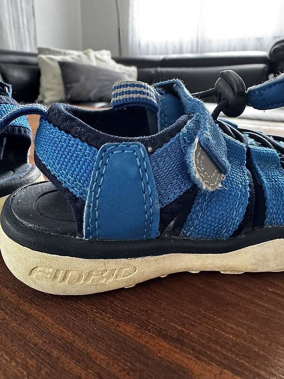 Scarpe per ragazzi: FINKID Sandalen Gr.25 – Usato da Berikon venduto da Naepli20 1