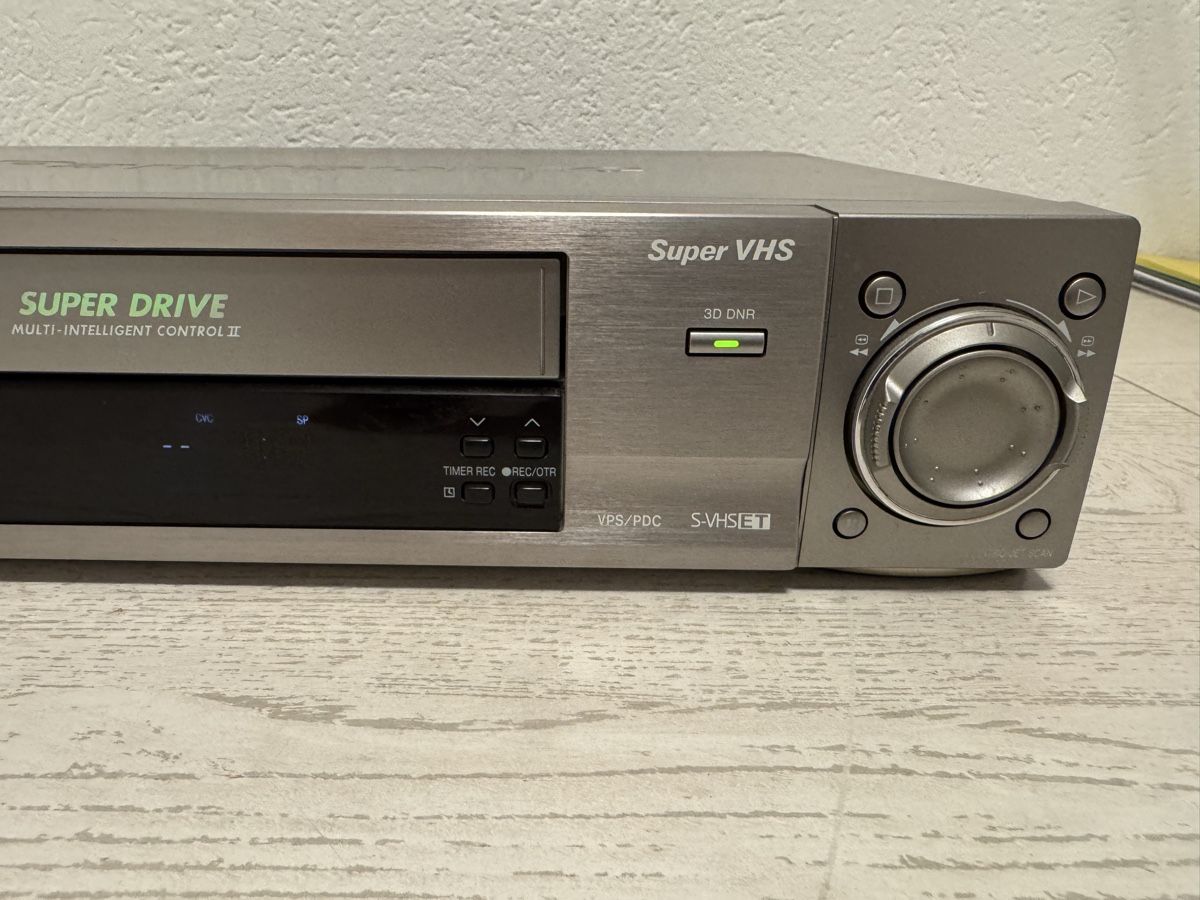 Panasonic Registratori: Panasonic nv-hs960 super vhs recorder – Usato da Zunzgen venduto da milesdavis76 2